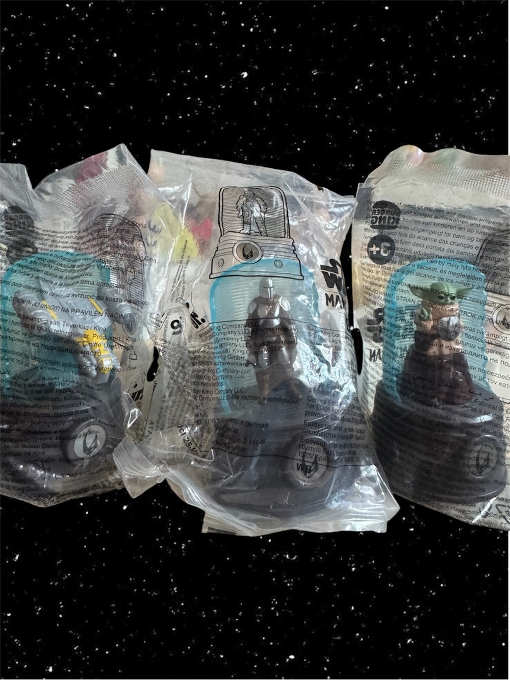 Star Wars Mandalorian and Grogu toy set